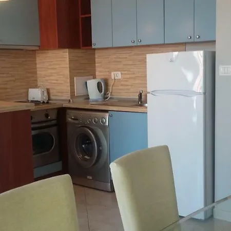 Scr Official, Saint Vlas, Sunny Beach Bulgaria, 1-bed Apartment, Sleeps 4 Persons. شقة *