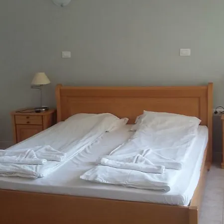 Scr Official, Saint Vlas, Sunny Beach Bulgaria, 1-bed Apartment, Sleeps 4 Persons. سفيتي فلاس