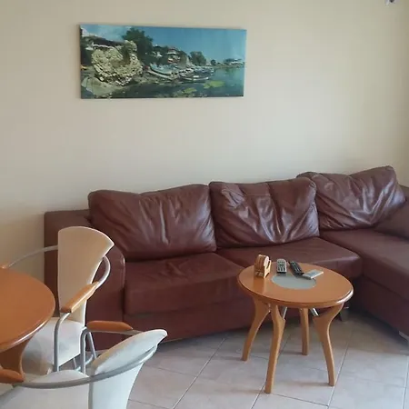Scr Official, Saint Vlas, Sunny Beach Bulgaria, 1-bed Apartment, Sleeps 4 Persons. شقة *