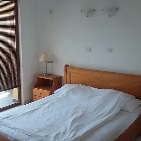 Scr Official, Saint Vlas, Sunny Beach Bulgaria, 1-bed Apartment, Sleeps 4 Persons. Sveti Vlas